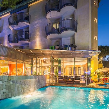 Park Hotel Lignano Sabbiadoro Bagian luar foto