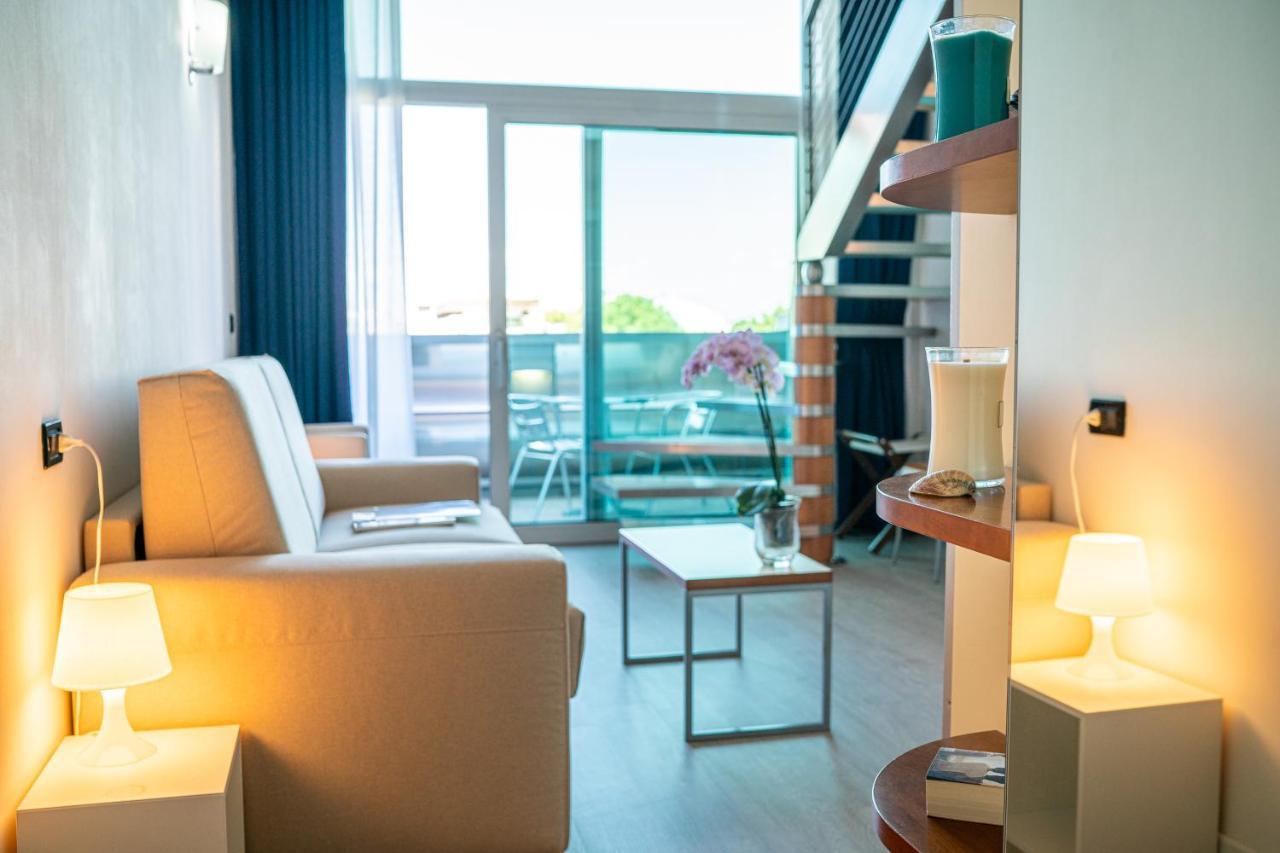 Park Hotel Lignano Sabbiadoro Bagian luar foto